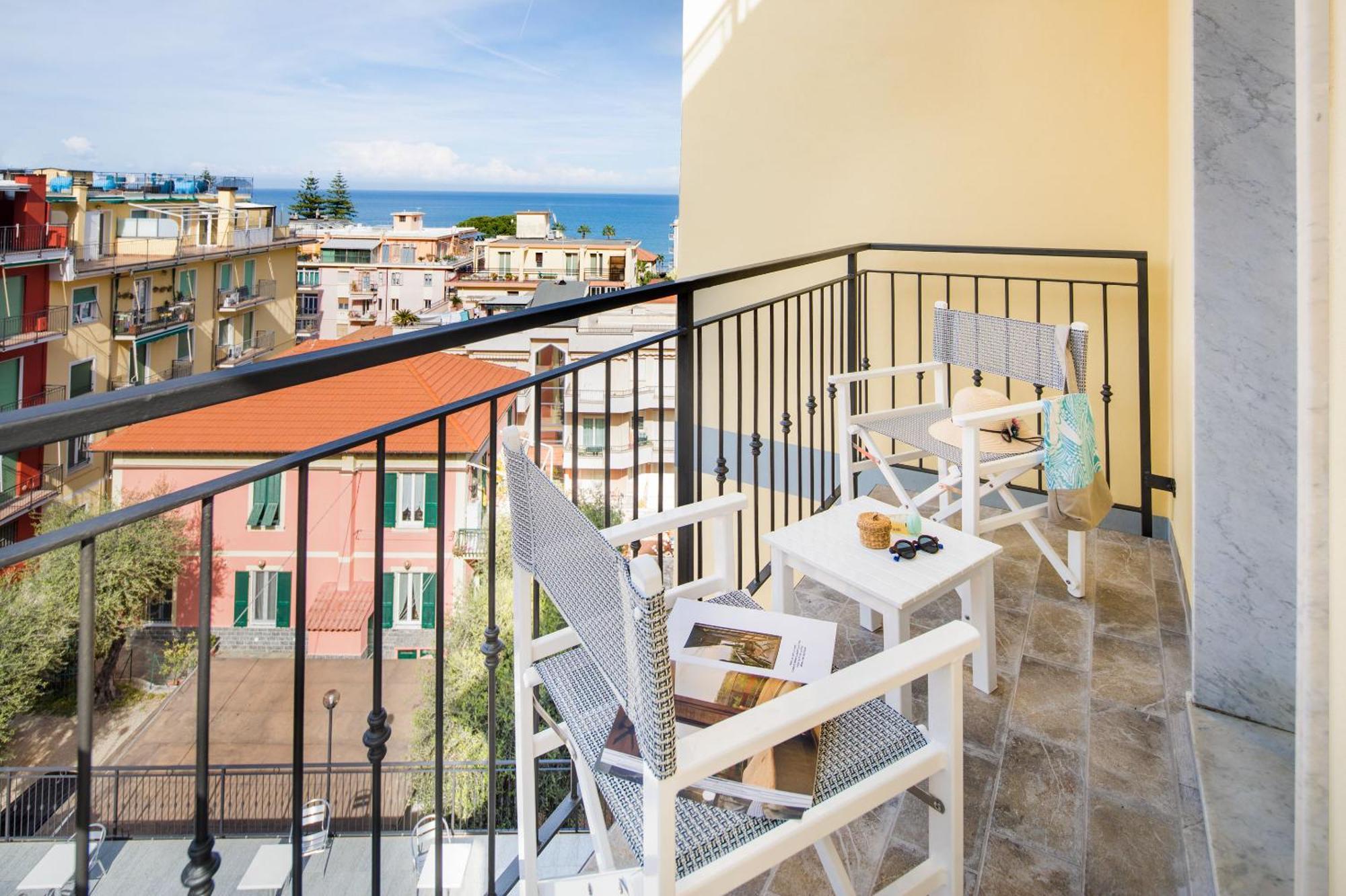 Hotel Tritone Laigueglia Eksteriør billede